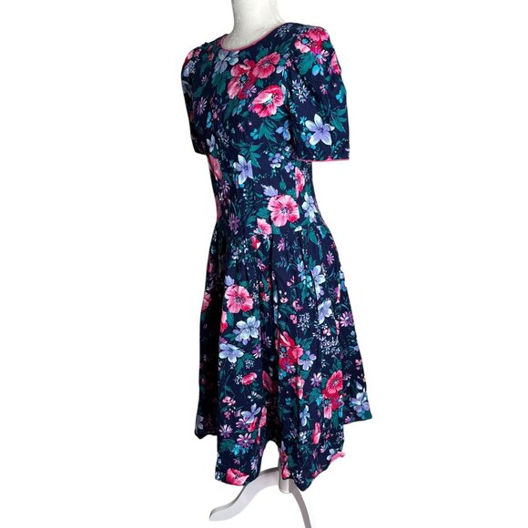 Vintage Jodi Michaels Floral Fit Flare Dress Small Navy Pockets Bow Zipper - Picture 3 of 8